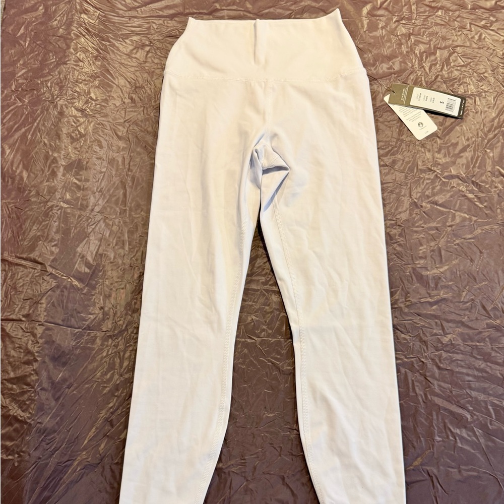 Yogalicious White Leggings. Polygiene Odor Free. Size S